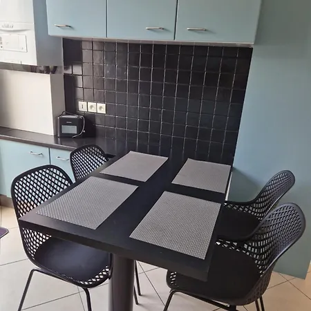 Opal'in Proche De La Et Des Restaurants *